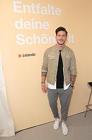 Model Angelo Carlucci  beim Zalando Beauty Pop-Up Event am 09.05.2019 in M&uuml;nchen &copy;Foto:Gisela Schober/Getty Images f&uuml;r Zalando